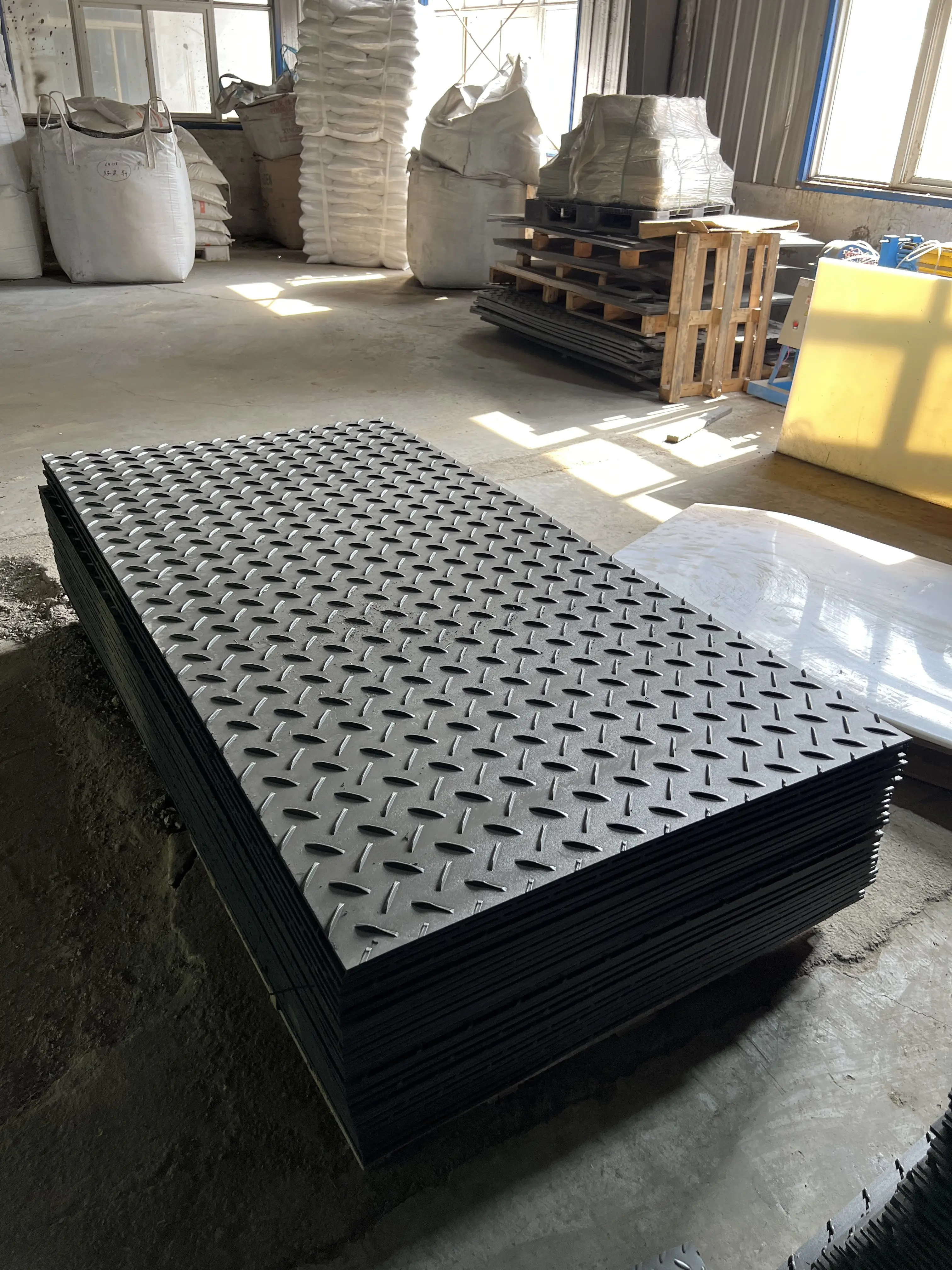 Roadbed Plate